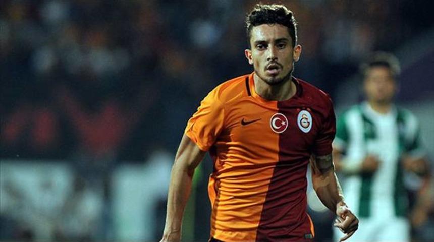 PSG, Alex Telles'ten vazge&ccedil;miyor