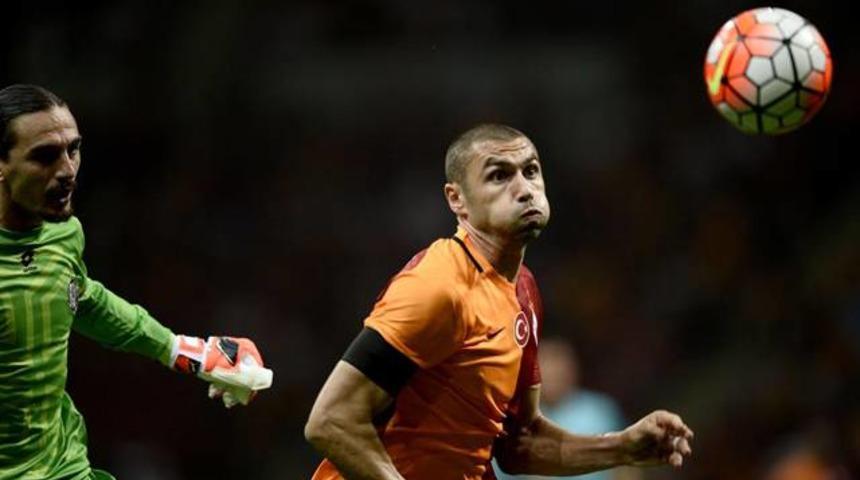 Burak Yılmaz i&ccedil;in şok iddia! Zor ikna ettiler