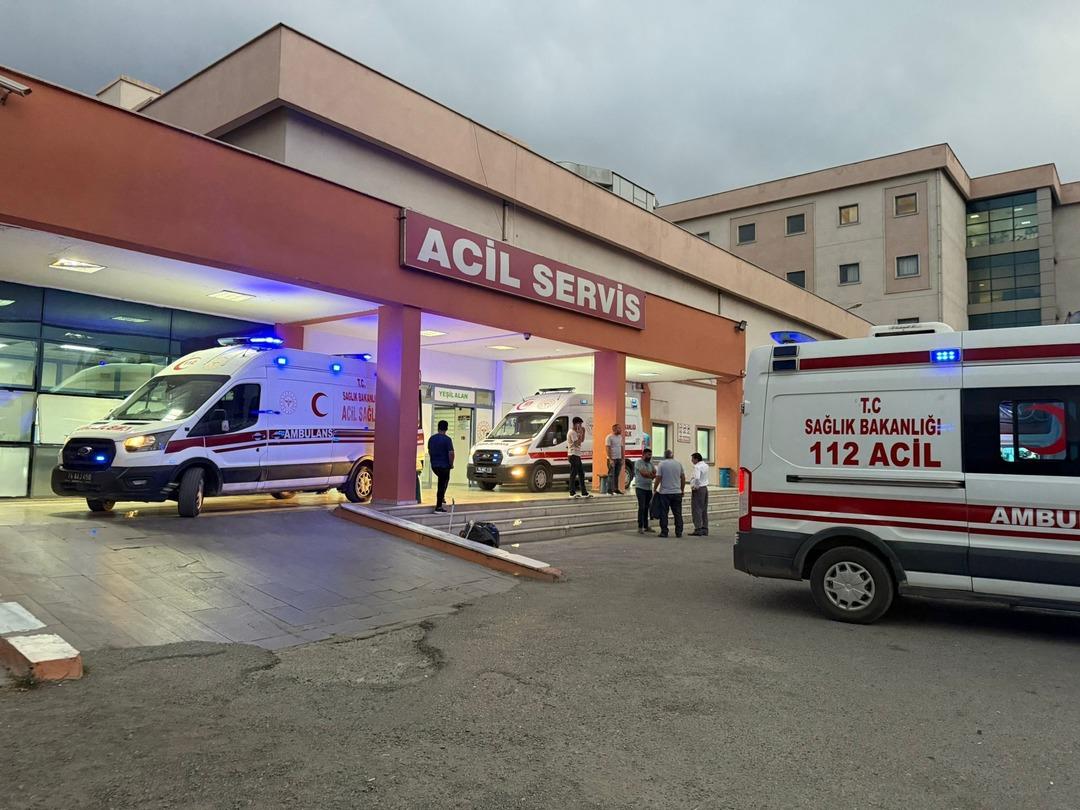 Yer Iğdır... Pasta zehirlenmesi vakaları arttı! 79 kişiden sonra 7 kişi daha hastanelik oldu: "Kimse sessiz olmasın bu duruma düşebilirsiniz" 4