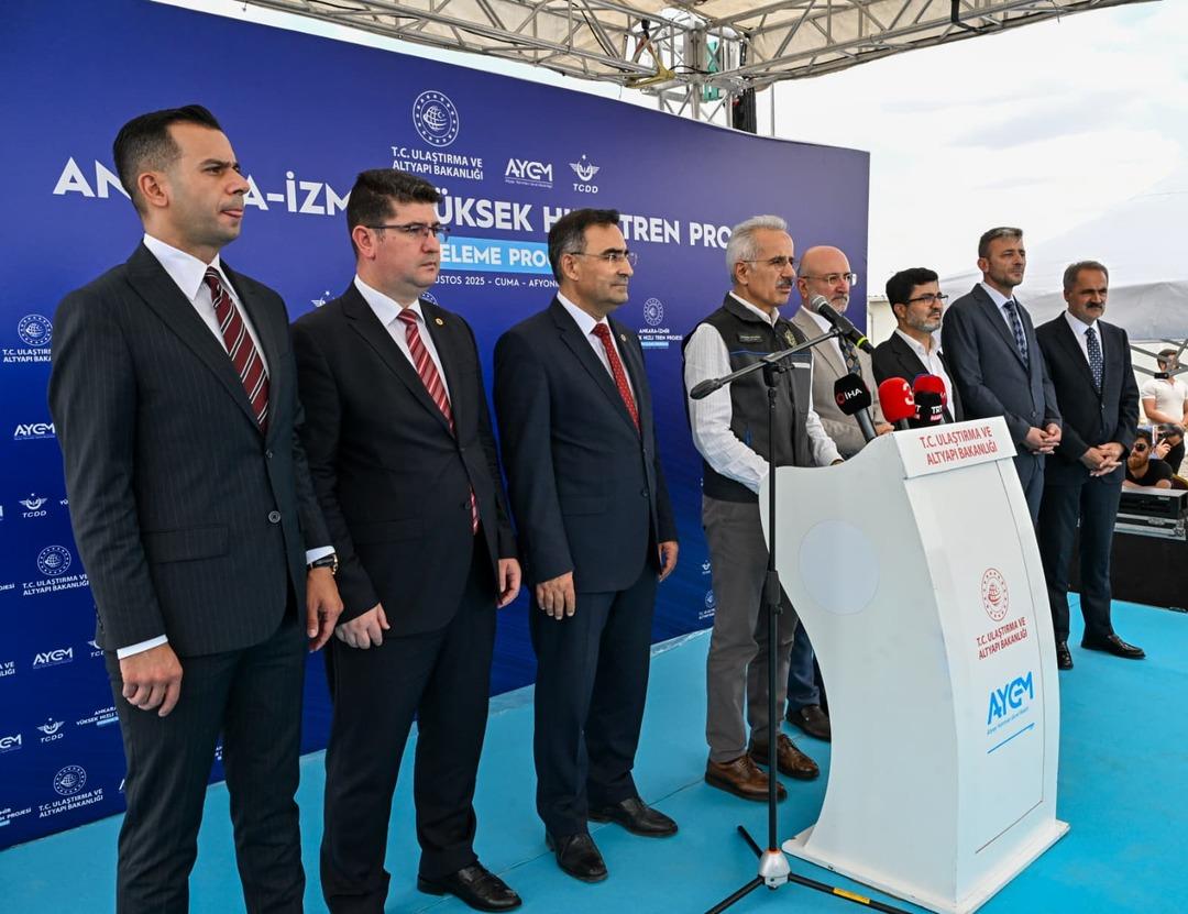 Ankara-İzmir YHT hattı için çalışmalar sürüyor!  3,5 saate düşecek  Milyonlarca insan faydalanacak 4