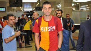 Cenk Gönen resmen Galatasaray'da