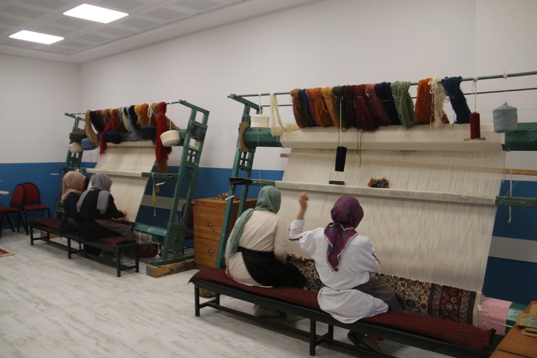 Dünyaca ünlü Osmanlı döneminden günümüze ulaşan Sivas halıları: Sipariş veren 1 yıl bekliyor: Metrekaresi 50 bin TL... 5