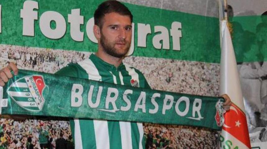 Bursaspor Sedat Berisha'yla yolları ayırdı