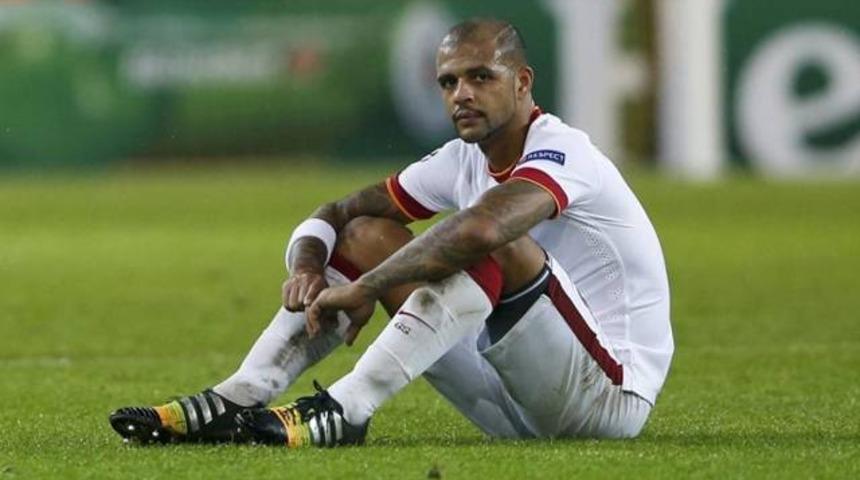 Olay iddia! Melo'nun kafasına silah dayandı