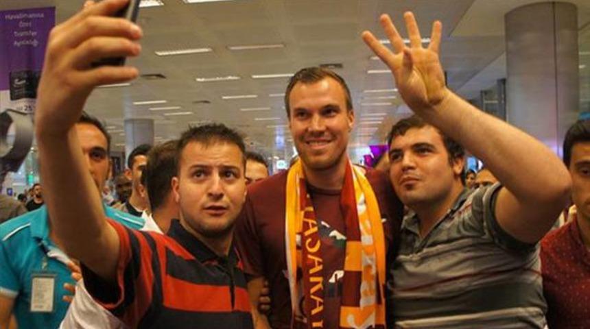 Galatasaray Grosskreutz i&ccedil;in CAS'a gidiyor