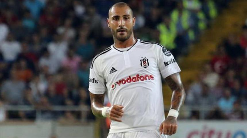 Quaresma&rsquo;dan Suriyeli &ccedil;ocuk Aylan i&ccedil;in y&uuml;rek burkan mesaj