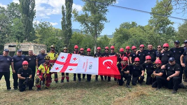 TİKA'dan Gürcistan'da Doğada Arama ve Kurtarma Temel Eğitimi programı