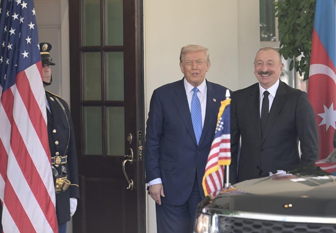 Üçlü zirveden barış çıktı: Azerbaycan ile Ermenistan anlaşma yaptı 1