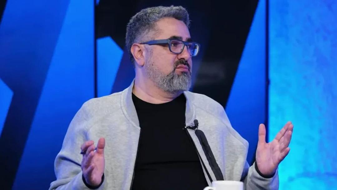 Gazeteci Serdar Ali Çelikler den Süper Lig şampiyonluğu için şimdiden tahmin! Transfer sayısını belirtti... Galatasaray maçını yorumladı 2