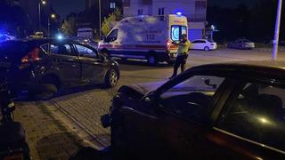 Kazada savrulan otomobil park halindeki otomobile çarptı: 2 yaralı