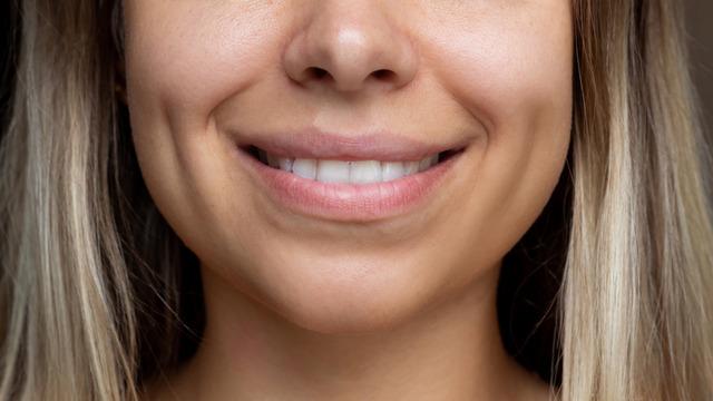 Yeni estetik çılgınlığı: Gamzeplasti ameliyatı sosyal medyada yayılıyor!