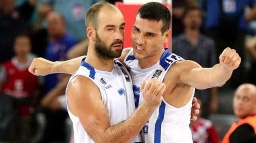 Yunanistan G&uuml;rcistan'ı rahat ge&ccedil;ti