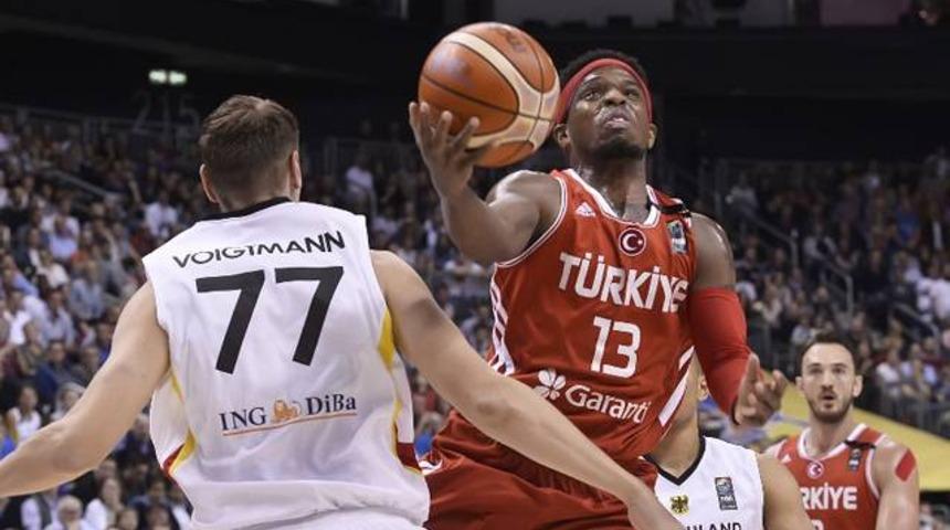 'Nowitzki Ali'den dayak yedi'