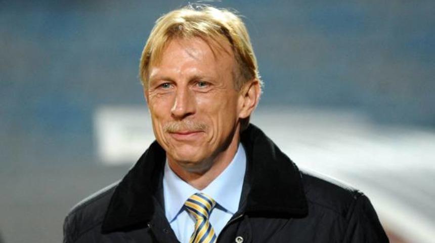 Daum: 'Stoper istesem forvet getiriliyordu'