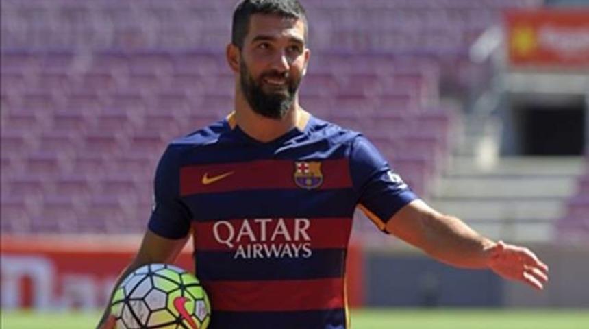 Bu kez &ccedil;alımı Arda Turan yedi!