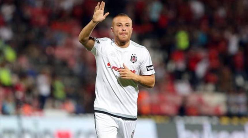 Mahkeme başkanı: At o sakızı