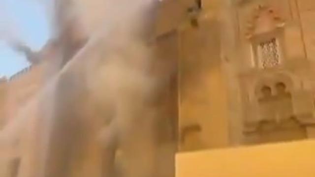 İspanya'da Kurtuba Camii-Katedrali'nde çıkan yangın söndürüldü