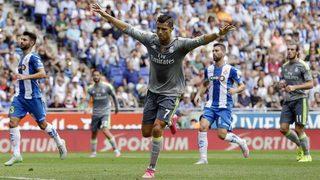 Ronaldo tarihe geçti