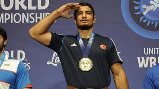 Taha Akgül dünya şampiyonu oldu