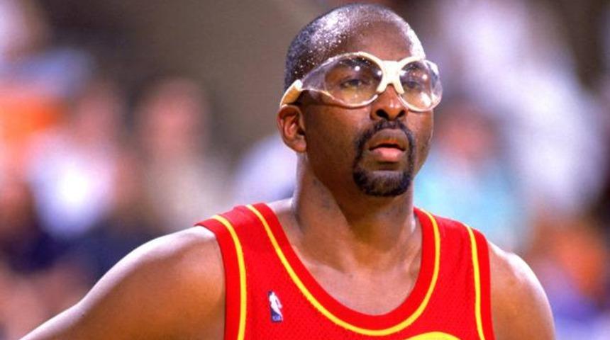 Moses Malona vefat etti