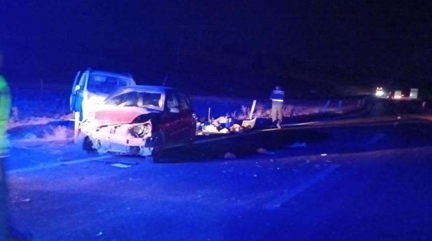 Adıyaman'da iki otomobil çarpıştı: 2 yaralı