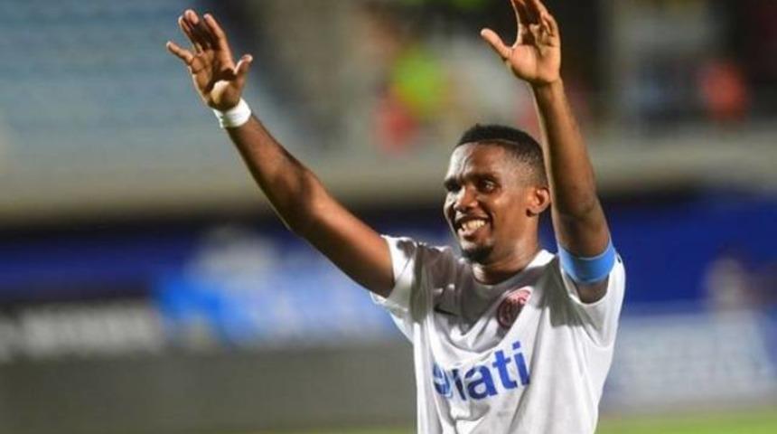 Samuel Eto'o tarihe ge&ccedil;ti