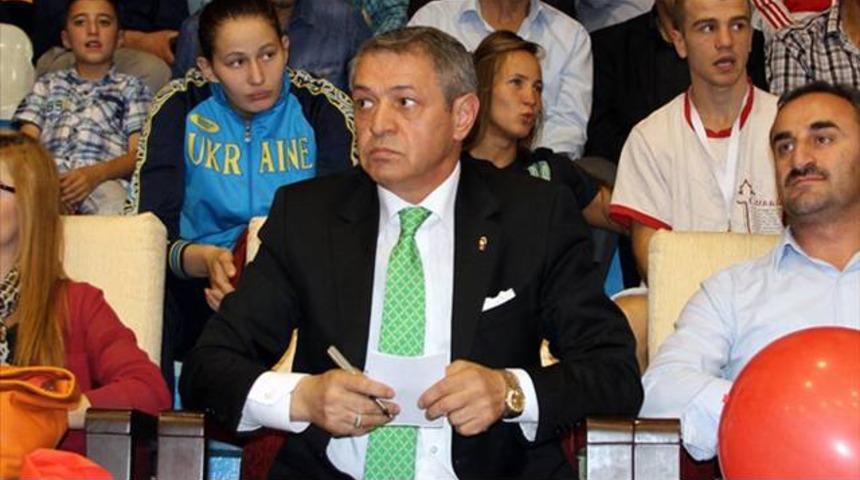 Boksta sular durulmuyor! Başkanın istifası...