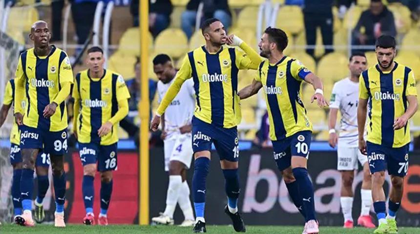 Fenerbahçe Türk futbol tarihinin en yüksek oyuncu satışı için hazırlanıyor! Yıldız oyuncu En-Nesyri için İngiliz devi West Ham devrede...