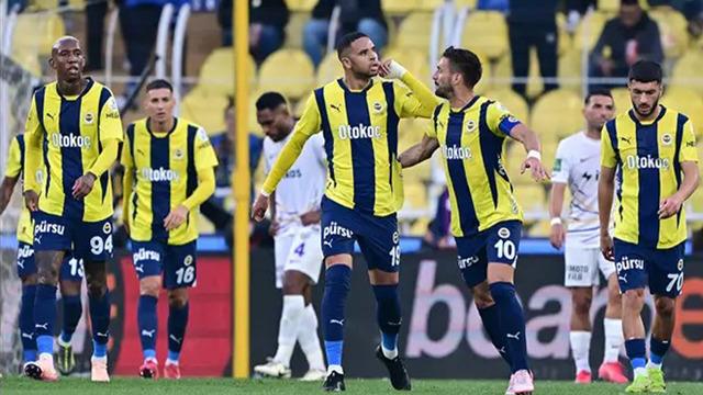 Fenerbahçe Türk futbol tarihinin en yüksek oyuncu satışı için hazırlanıyor! Yıldız oyuncu En-Nesyri için İngiliz devi West Ham devrede...