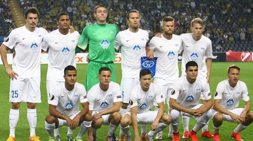 Fenerbahçe taraftarı Molde’yi alkışladı!