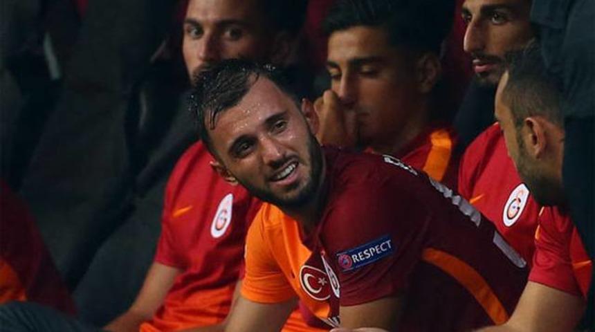 Galatasaray'da ilk yolcu Emre &Ccedil;olak