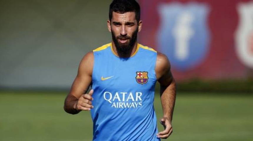 Arda Turan umutları suya düştü!