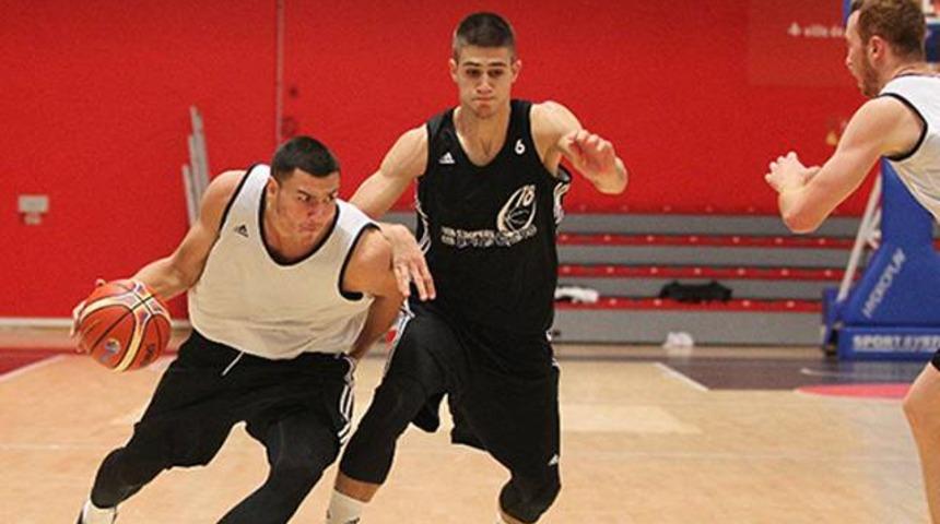 All-Star'da temsilcilerimiz kaybetti