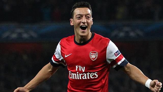 Mesut Özil işi ciddiye binmeye başladı