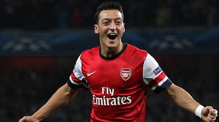 Mesut &Ouml;zil işi ciddiye binmeye başladı