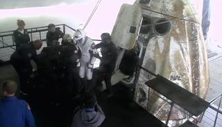 5 aylık görevin ardından Dünya'ya döndüler
