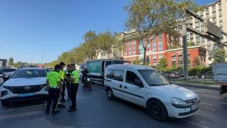 Beyoğlu'nda zincirleme trafik kazası: 8 yaralı