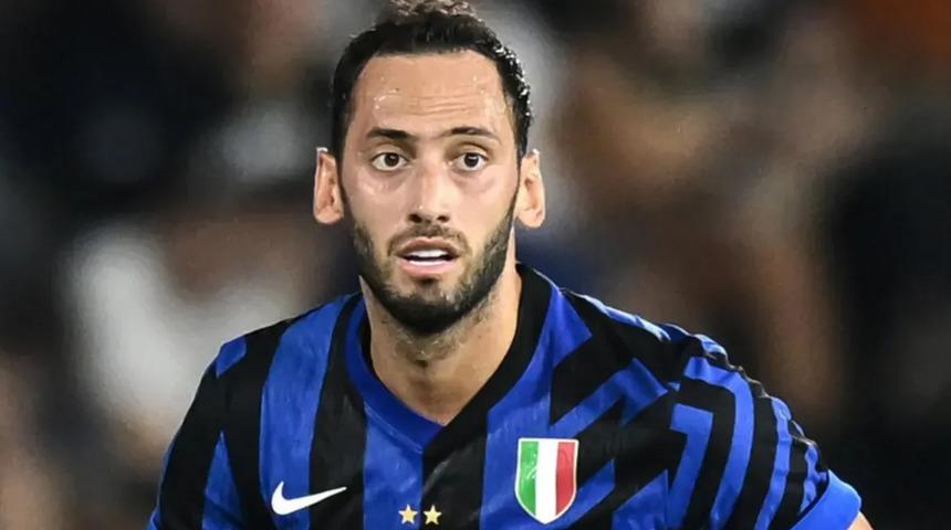 Hakan Çalhanoğlu'ndan sürpriz açıklama! Fenerbahçe ile görüştü mü? "Ben Galatasaray taraftarıyım"