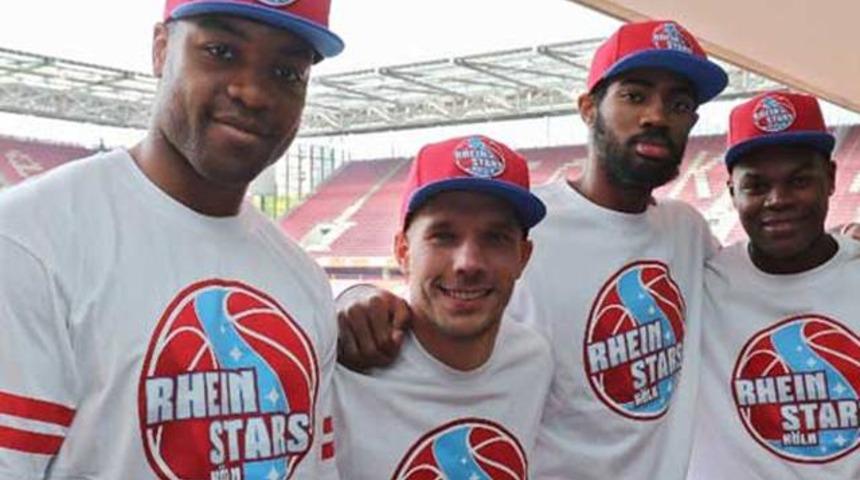 Lukas Podolski, Basketbol takımı satın aldı!