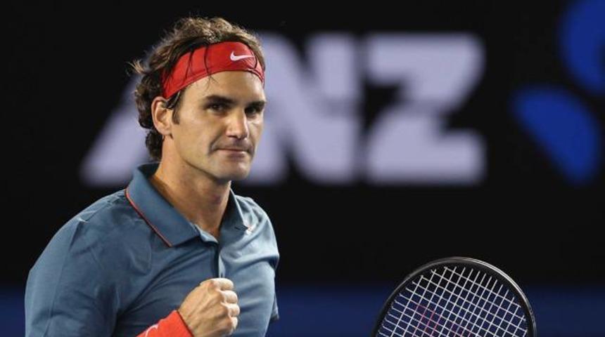 11 yıl sonra komadan uyandı, Federer'i sordu