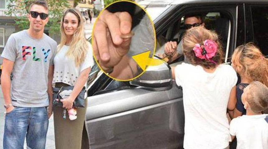 Muslera'dan 1 TL'lik bayram har&ccedil;lığı