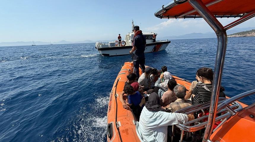 Fethiye'de 37 düzensiz göçmen kurtarıldı