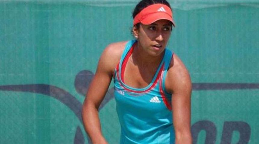 &Ccedil;ağla ve İpek tur atladı