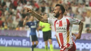 Antalyaspor, Kasımpaşa'yı ligin ilk haftasında devirdi!