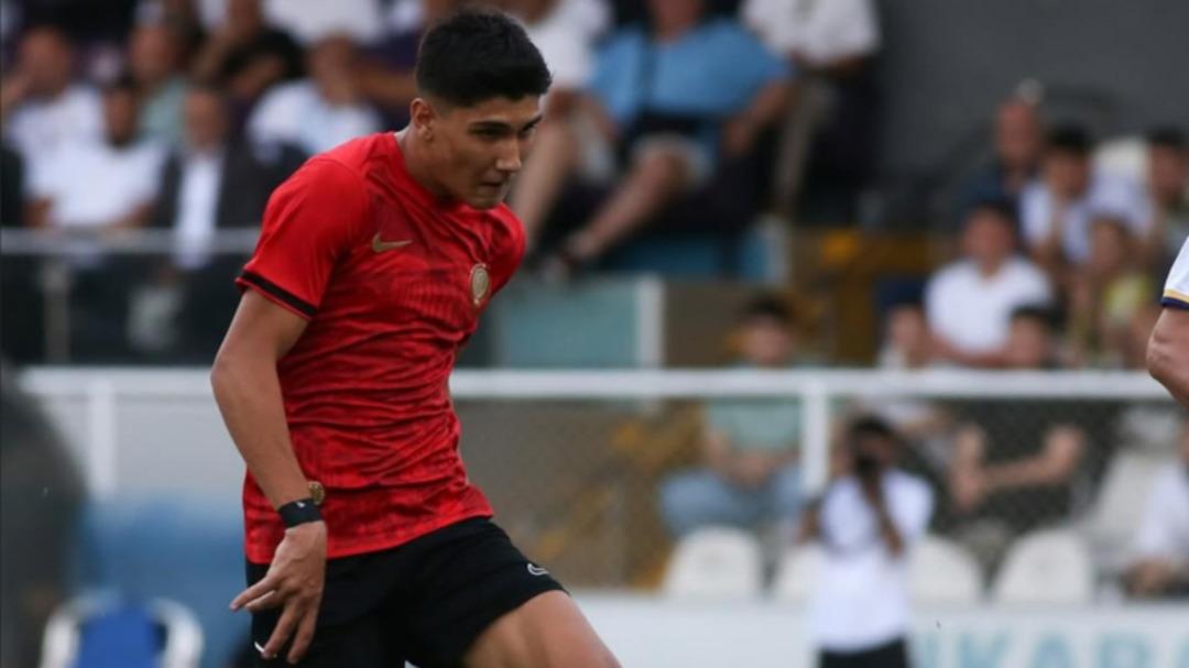 Herkes onu konuşuyor! Süper Lig tarihine geçti... 2 hafta önce profesyonel oldu 15 yaşında maça çıktı: Furkan Ayaz Özcan... 2