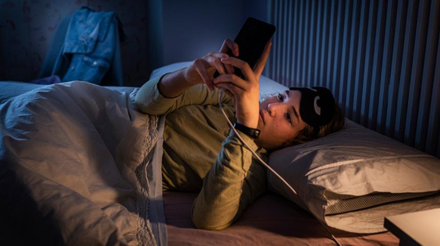 Gece dinlenmiyorsan beynin çöplerle dolu kalıyor: Glimfatik sistemi etkiliyor uyarısı! Beyin temizliği için 5 altın kural... 