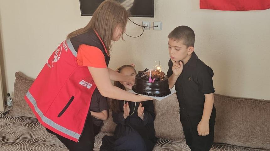 Şırnak'ta şehit oğluna doğum günü sürprizi