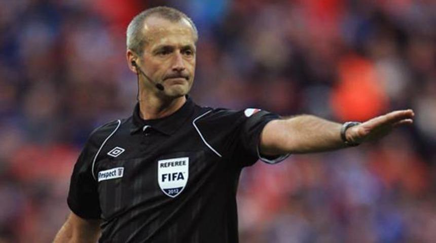 Çek Cumhuriyeti-Türkiye maçının hakemi Martin Atkinson