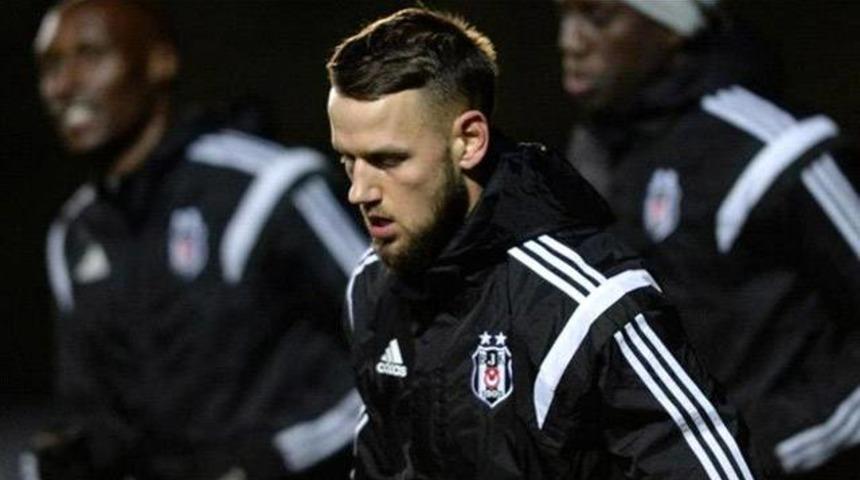 Milosevic fırsatı ka&ccedil;tı, elde kaldı!