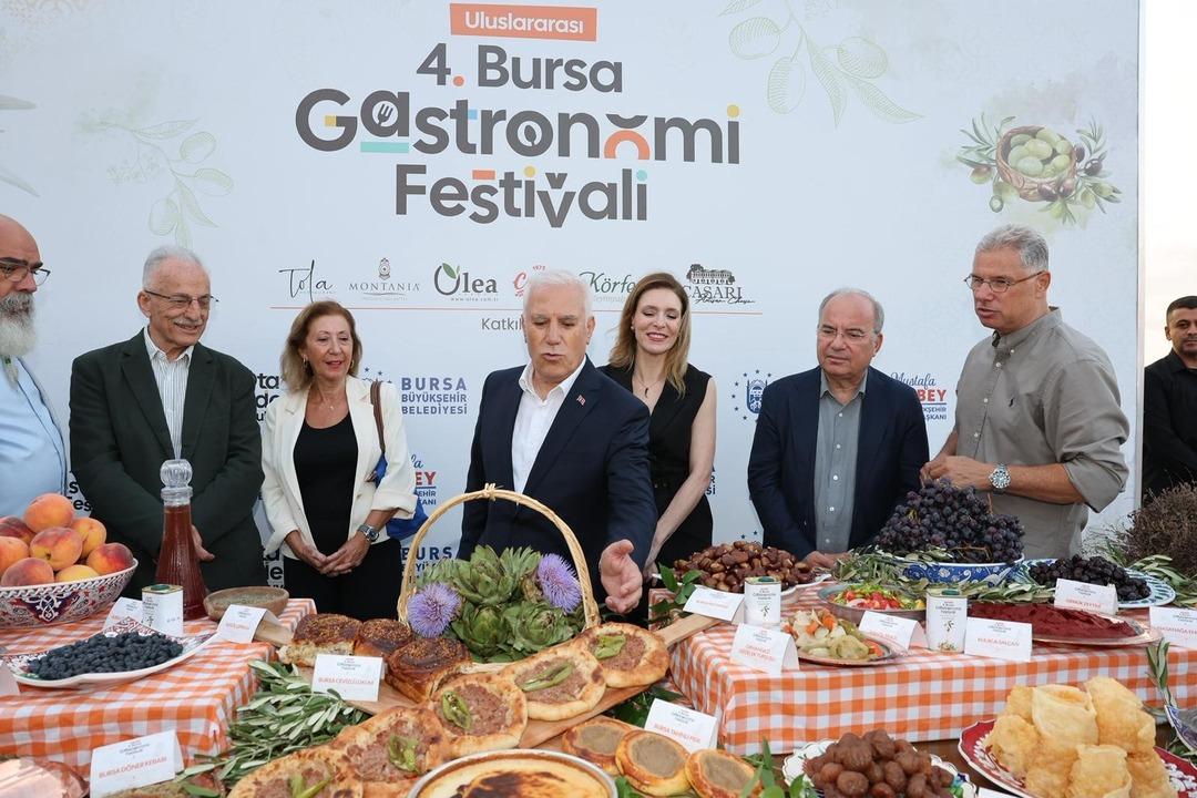 Bursa gastronomi şöleni: “Rota Yeniden Oluşturuluyor” projesi ile Bursa’nın gizli lezzetleri yeniden yorumlanacak... 3